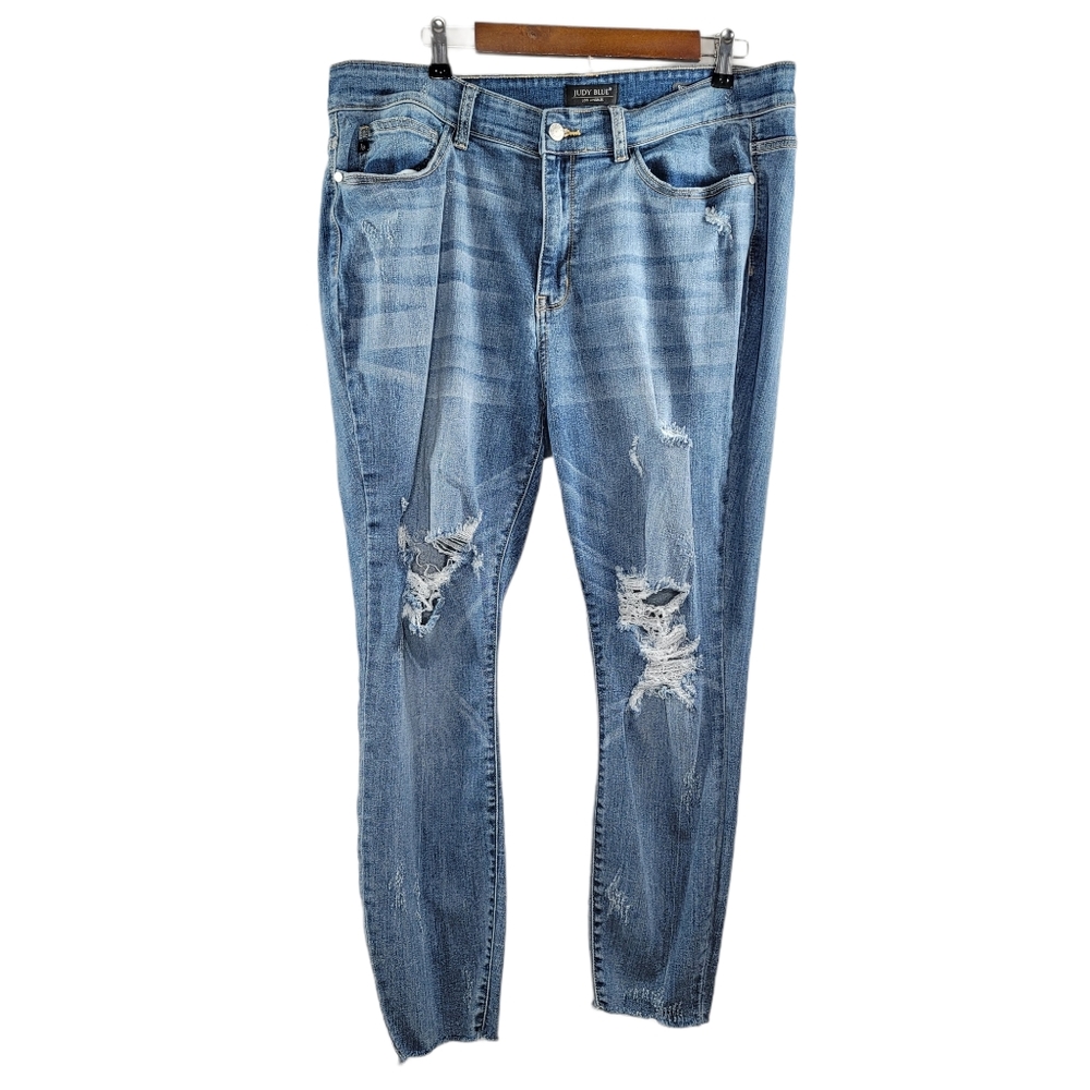 Judy Blue Women's Destroyed Skinny Fit Jeans 20W